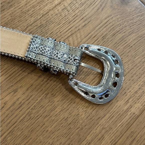 Leatherock Leather & Metallic Snakeskin Belt with Studded Buckle - Size 32 - EUC - Picture 6 of 6